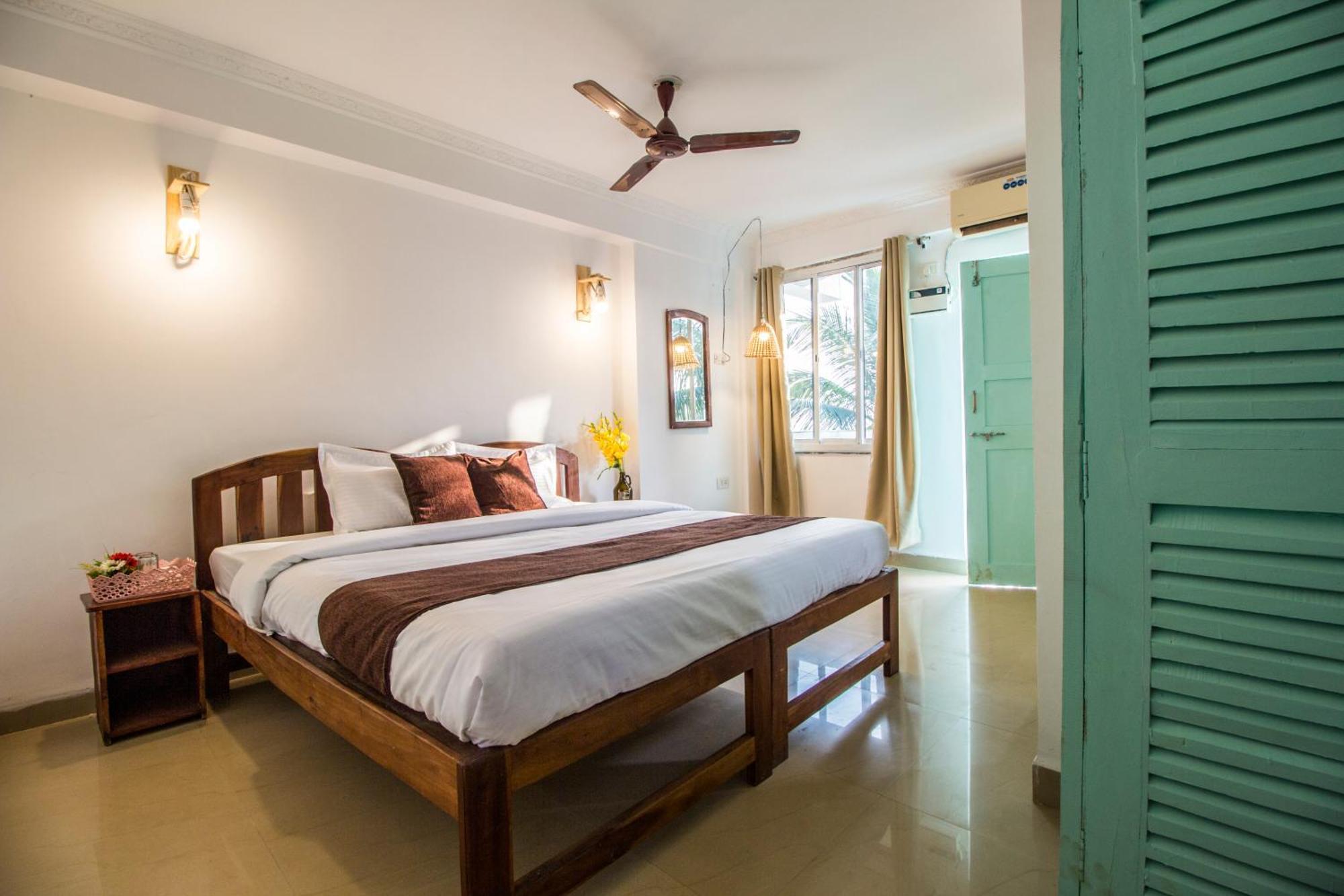 Turquoiise House Hotel Morjim Exterior photo